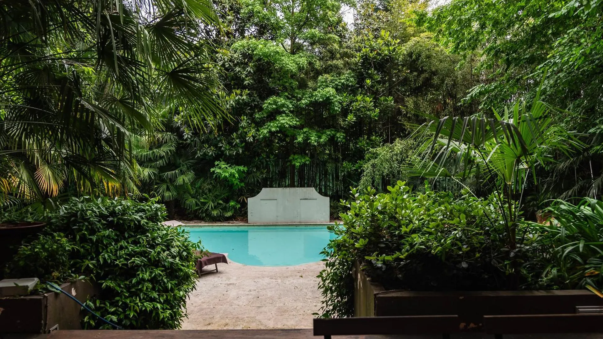 Apartman Youhosty - Exclusive Townhouse Garden And Pool Milánó