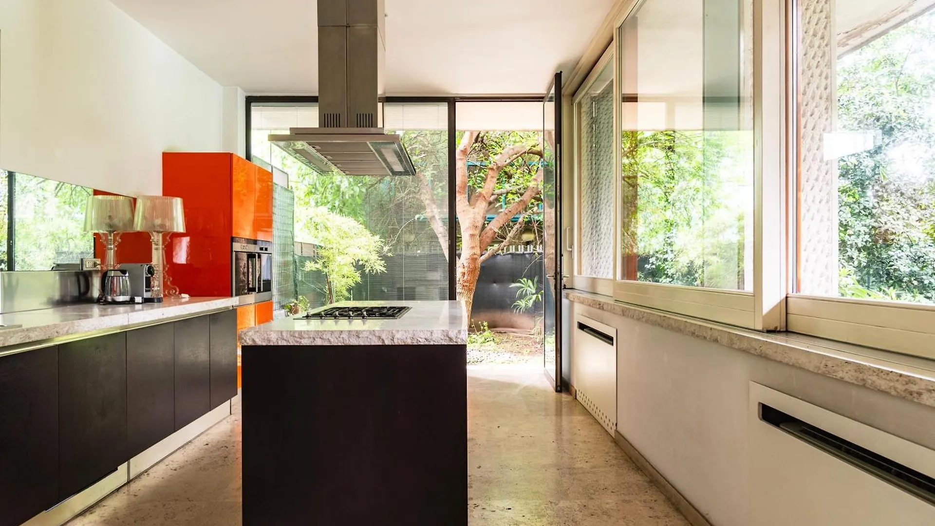 Youhosty - Exclusive Townhouse Garden And Pool Milánó
