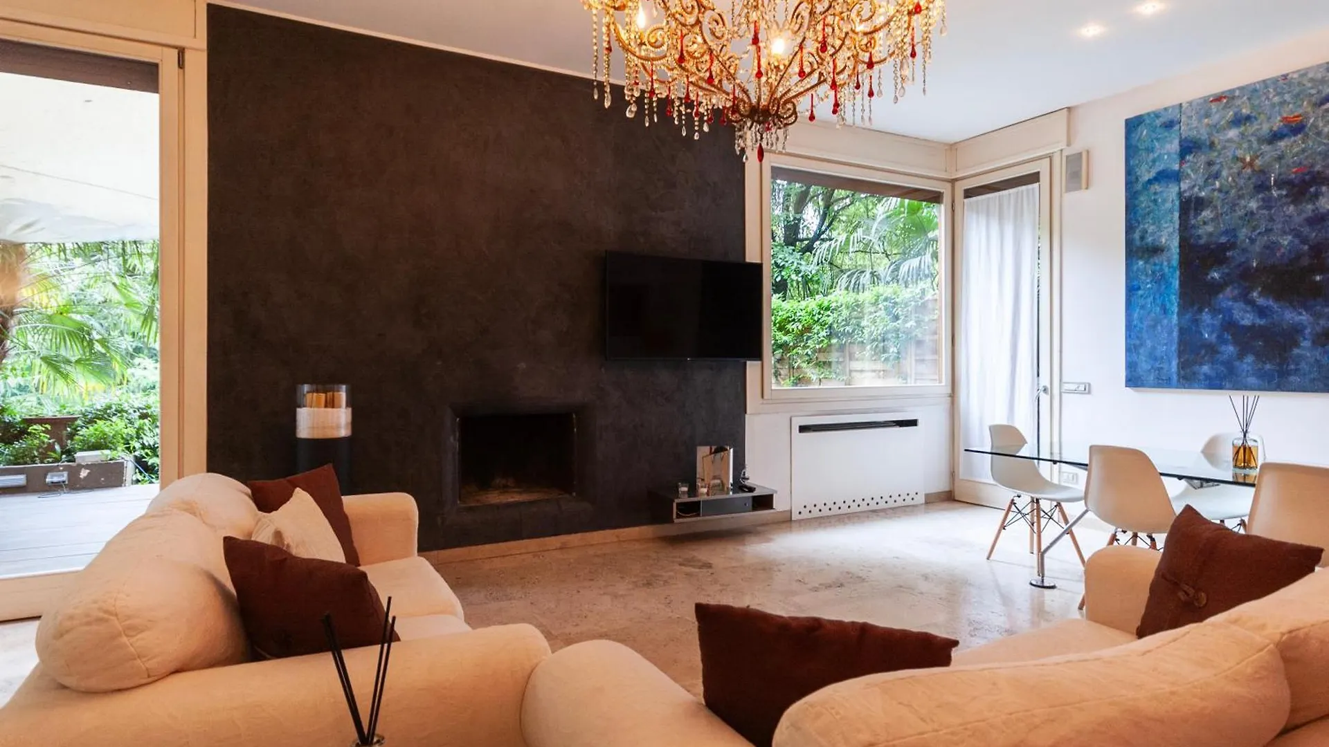 Apartman Youhosty - Exclusive Townhouse Garden And Pool Milánó