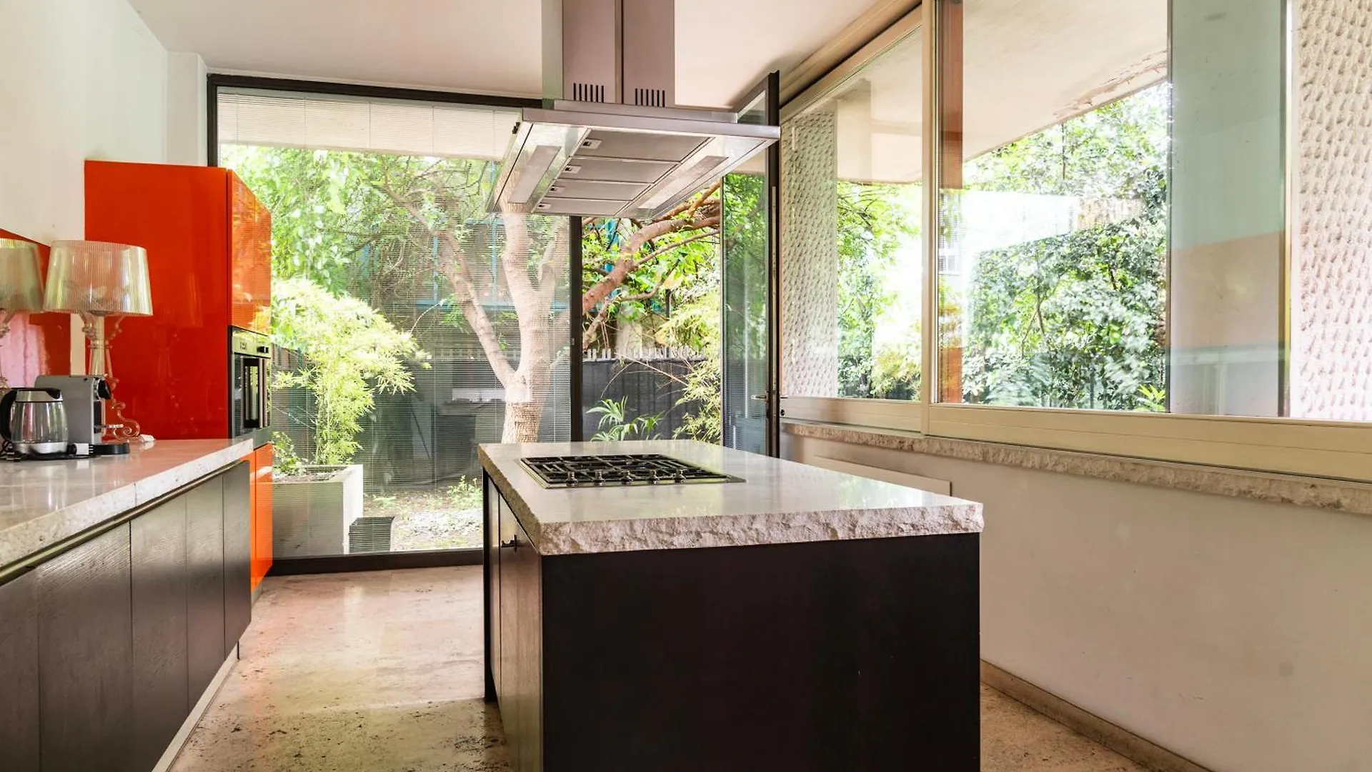 Youhosty - Exclusive Townhouse Garden And Pool Milano Italia