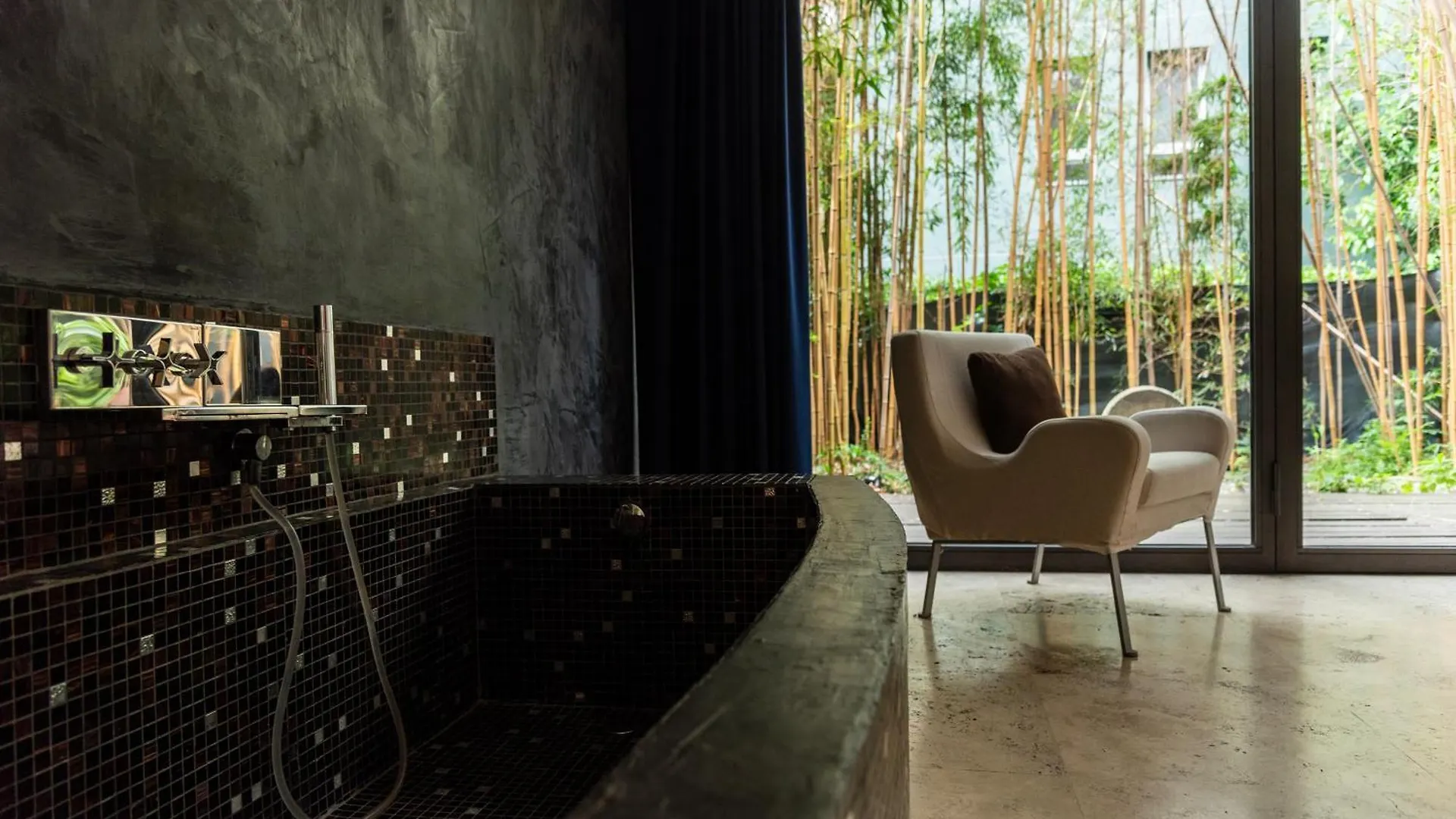 Youhosty - Exclusive Townhouse Garden And Pool Milan 0*,